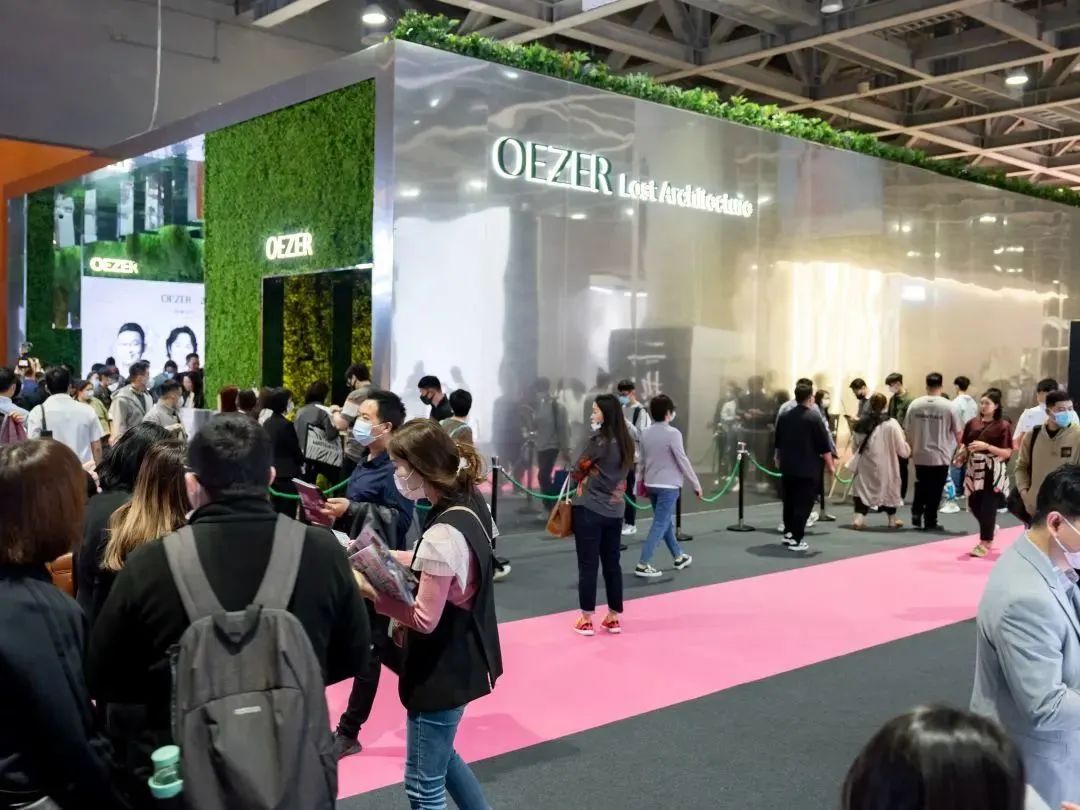 主办新发布-《2024广州设计周》-国际隐形门展